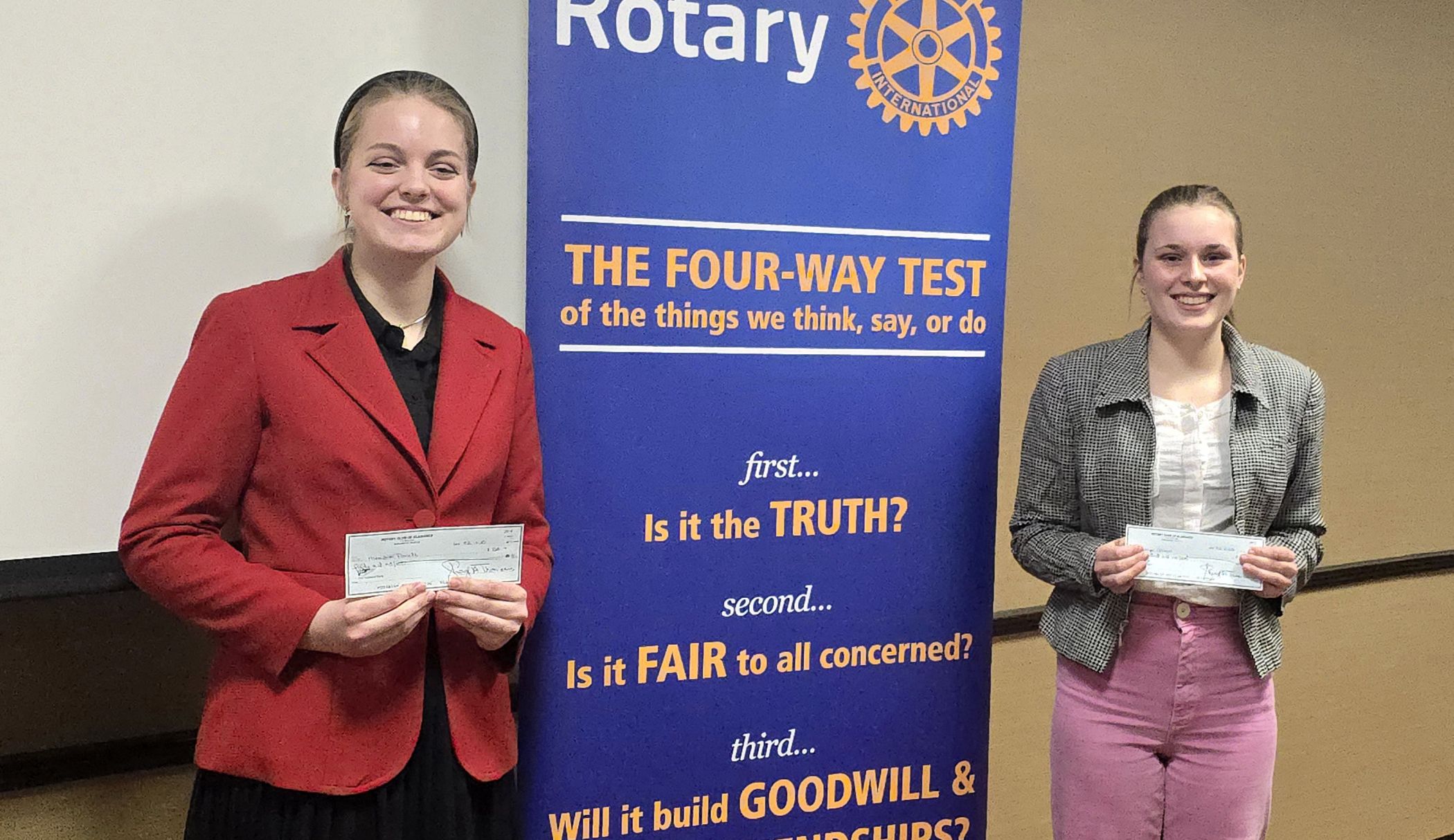 students win roatary speech contest